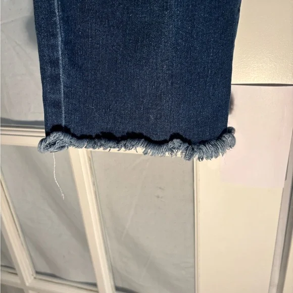California Vintage | Women Straight Leg Frayed Hem Distressed Jean Pant  11/30 - Picture 6 of 10